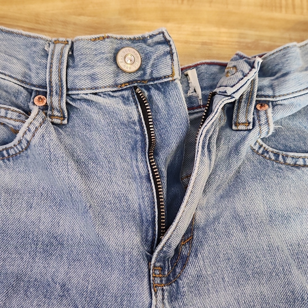 BDG Logan Buckle Baggy Barrel Jean, size 24 - Picture 9 of 16